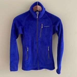 Woman’s Small Blue Patagonia Fleece Jacket Full Zip